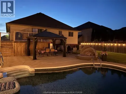 40 Enclave Place Chatham ON N7L 5R8