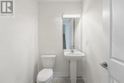25 Del Ray Crescent Wasaga Beach ON L9Z 0N7
