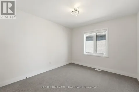 25 Del Ray Crescent Wasaga Beach ON L9Z 0N7