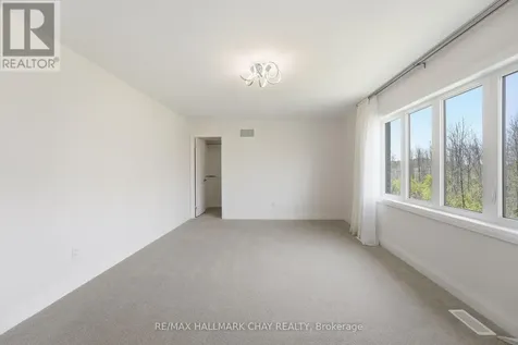 25 Del Ray Crescent Wasaga Beach ON L9Z 0N7