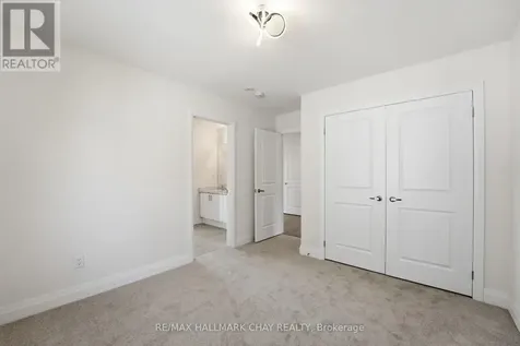 25 Del Ray Crescent Wasaga Beach ON L9Z 0N7