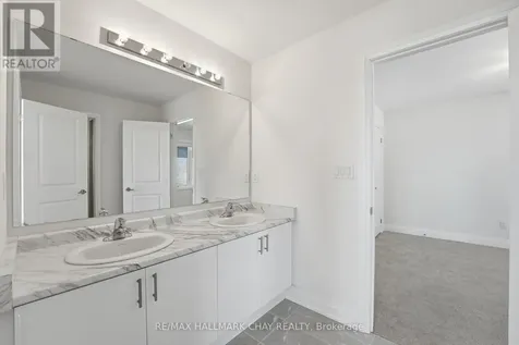 25 Del Ray Crescent Wasaga Beach ON L9Z 0N7