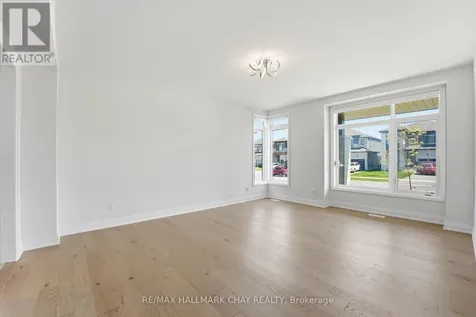 25 Del Ray Crescent Wasaga Beach ON L9Z 0N7