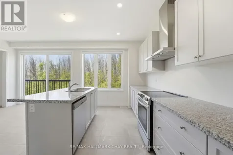 25 Del Ray Crescent Wasaga Beach ON L9Z 0N7
