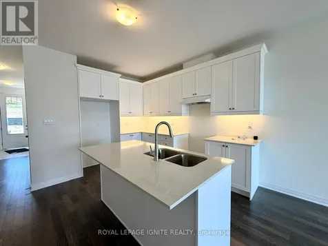 537 Hudson Crescent Midland ON L4R 0J2