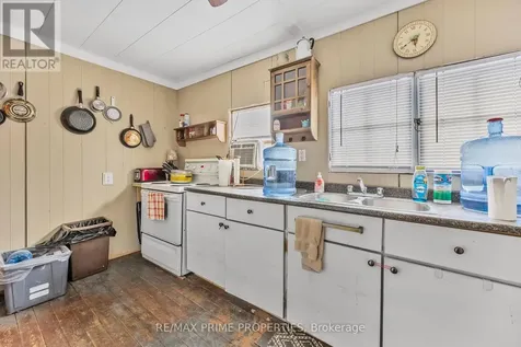 1947 Woods Bay Road Severn ON L3V 6H3