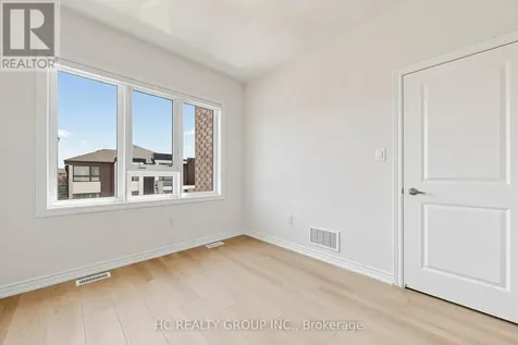 8 Hewison Avenue Richmond Hill ON L4S 0J2