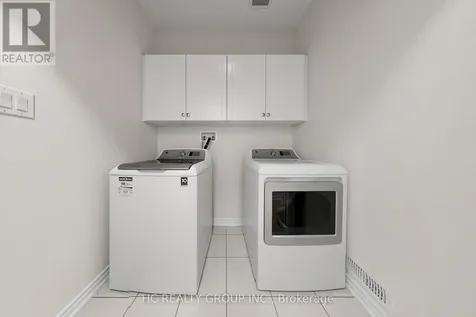 8 Hewison Avenue Richmond Hill ON L4S 0J2