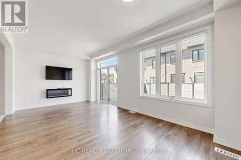 8 Hewison Avenue Richmond Hill ON L4S 0J2