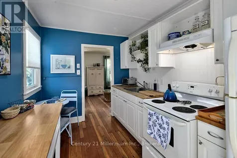 444 Maple Street Collingwood ON L9Y 2R9