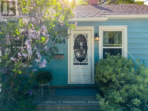 444 Maple Street Collingwood ON L9Y 2R9