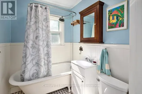 444 Maple Street Collingwood ON L9Y 2R9