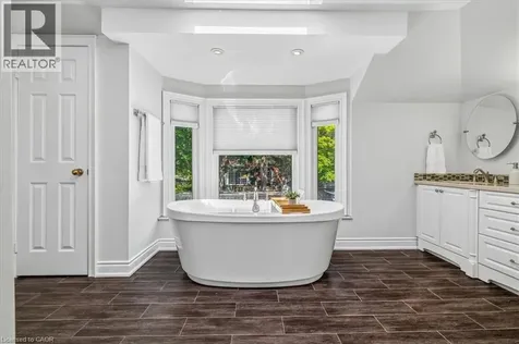 1229 Old Post Drive Oakville ON L6M 1A5