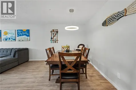 7 Rembrandt Drive Grimsby ON L3M 4Z6