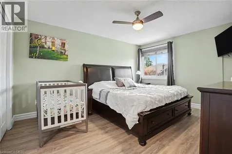 7 Rembrandt Drive Grimsby ON L3M 4Z6
