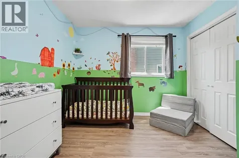 7 Rembrandt Drive Grimsby ON L3M 4Z6