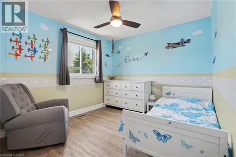 7 Rembrandt Drive Grimsby ON L3M 4Z6