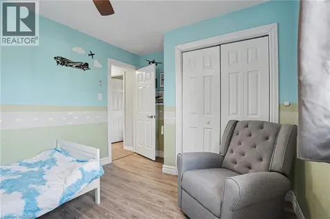 7 Rembrandt Drive Grimsby ON L3M 4Z6