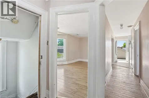 176 Bertie Street Fort Erie ON L2A 1Z1