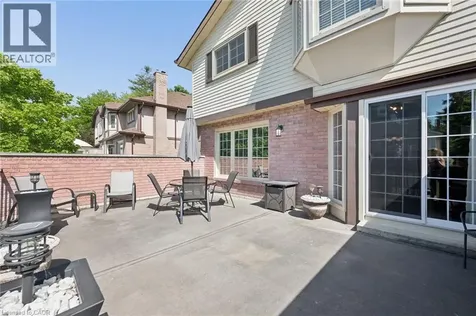 236 Kingswood Drive Kitchener ON N2E 2K2
