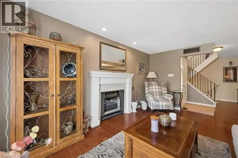 236 Kingswood Drive Kitchener ON N2E 2K2