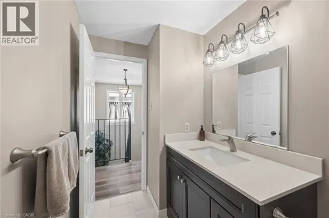 236 Kingswood Drive Kitchener ON N2E 2K2