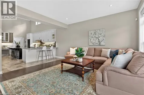 27 Black Walnut Crescent Ancaster ON L9K 0B7