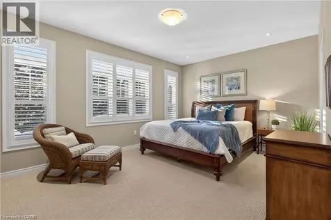 27 Black Walnut Crescent Ancaster ON L9K 0B7