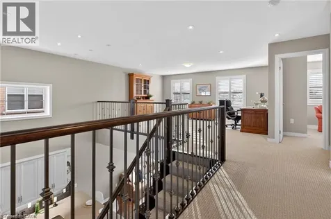 27 Black Walnut Crescent Ancaster ON L9K 0B7