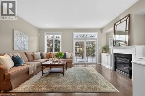 27 Black Walnut Crescent Ancaster ON L9K 0B7