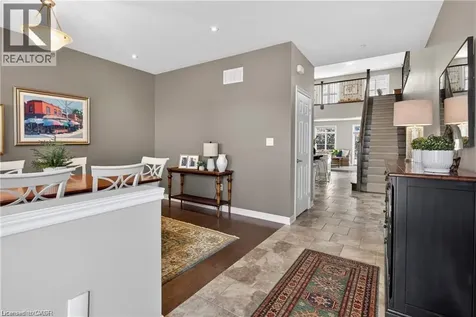 27 Black Walnut Crescent Ancaster ON L9K 0B7