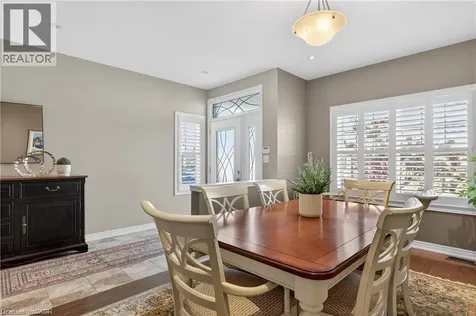 27 Black Walnut Crescent Ancaster ON L9K 0B7