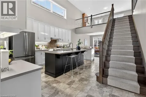 27 Black Walnut Crescent Ancaster ON L9K 0B7