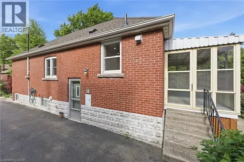87 Empress Avenue Hamilton ON L9A 1M5