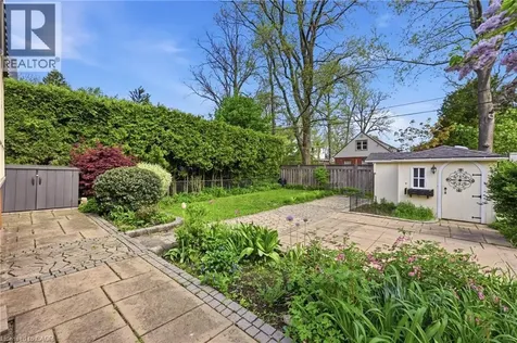 87 Empress Avenue Hamilton ON L9A 1M5
