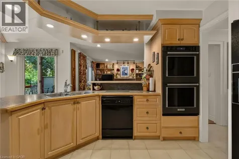 21 Fern Avenue Waterdown ON L0R 2H0