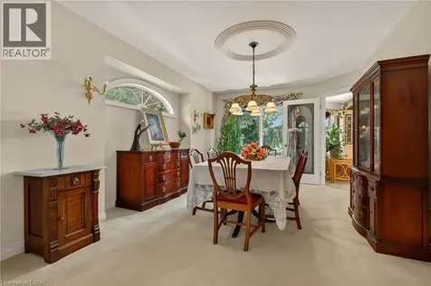 21 Fern Avenue Waterdown ON L0R 2H0