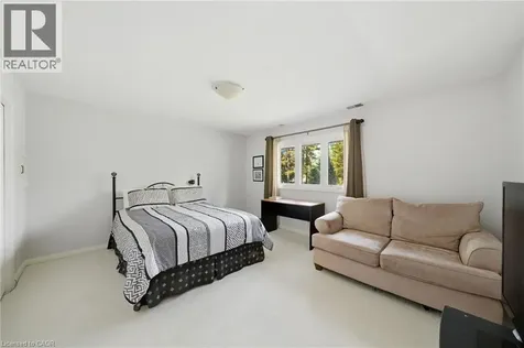 6 Summit Circle Simcoe ON N3Y 3K8