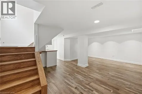 87 Empress Avenue Hamilton ON L9A 1M5