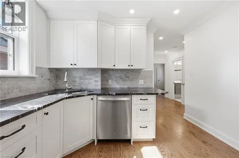 87 Empress Avenue Hamilton ON L9A 1M5