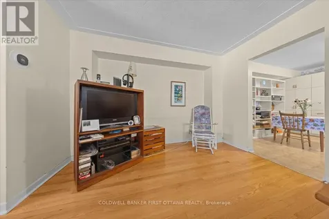832 Ivanhoe Avenue Ottawa ON K2B 5S3