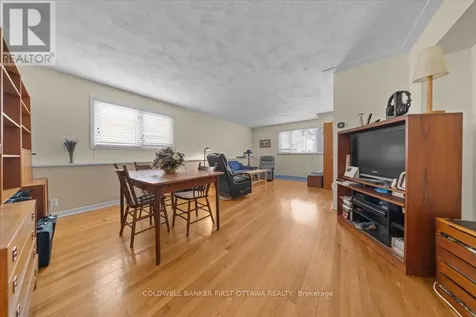 832 Ivanhoe Avenue Ottawa ON K2B 5S3