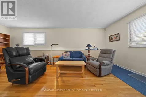 832 Ivanhoe Avenue Ottawa ON K2B 5S3