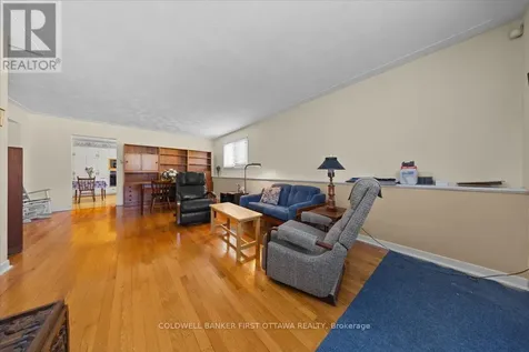 832 Ivanhoe Avenue Ottawa ON K2B 5S3