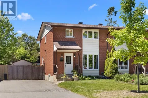 998 Mossdale Street Ottawa ON K2B 5S7