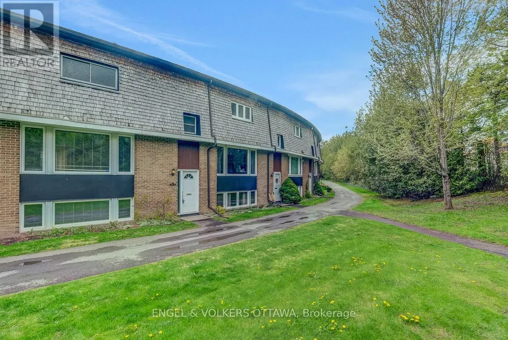 765 Springland Drive Ottawa ON K1V 6L9