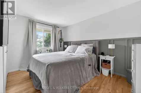 2548 Hanlon Avenue Ottawa ON K2B 7X4