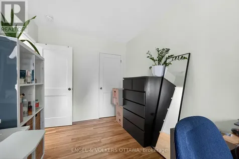 2548 Hanlon Avenue Ottawa ON K2B 7X4