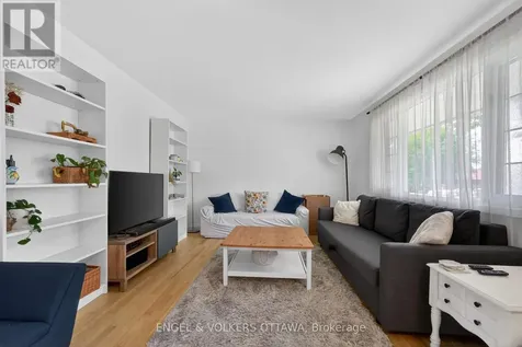 2548 Hanlon Avenue Ottawa ON K2B 7X4