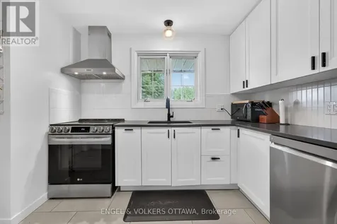 2548 Hanlon Avenue Ottawa ON K2B 7X4